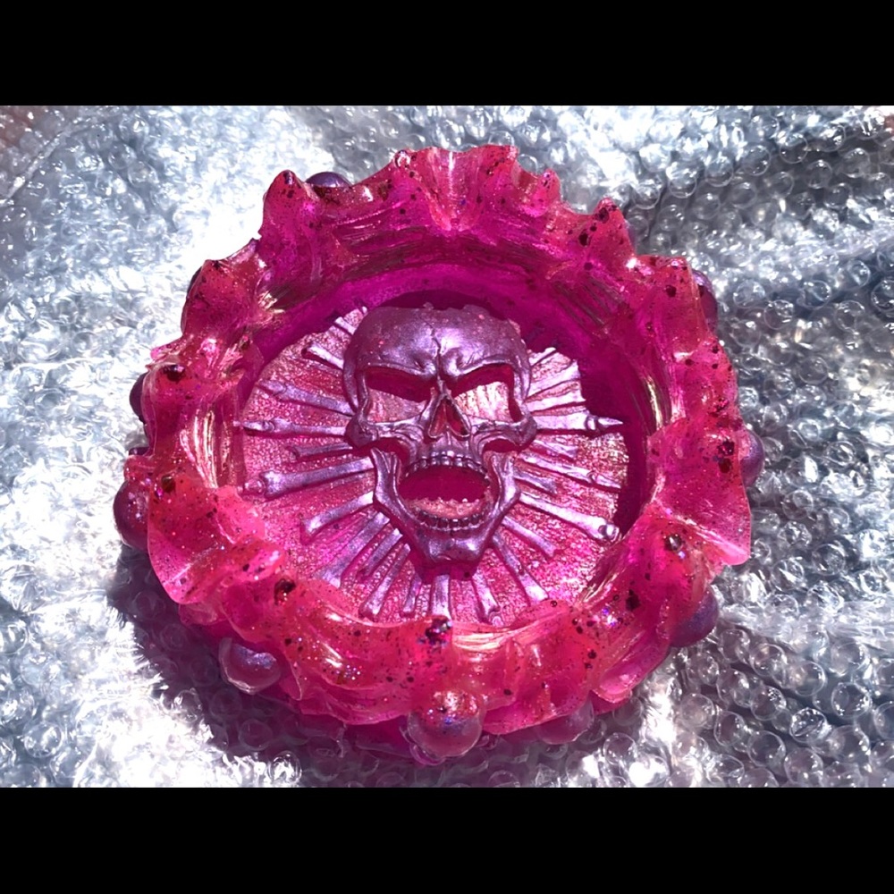Epoxy resin 2 led skull ashtray